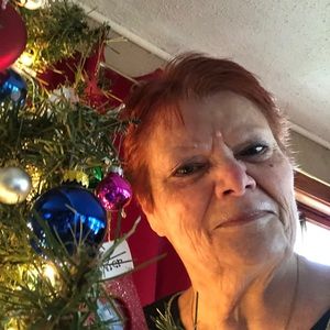 Meet your Posher, Deborah